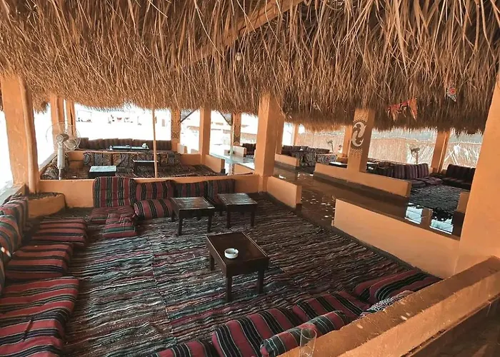 Mountain Camp And Restaurant * Wāsiţ